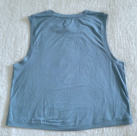 Guru Active🤸‍♀️ Yoga🧘‍♀️/Workout🏃‍♀️ Top - NWT - Picture 2 of 12